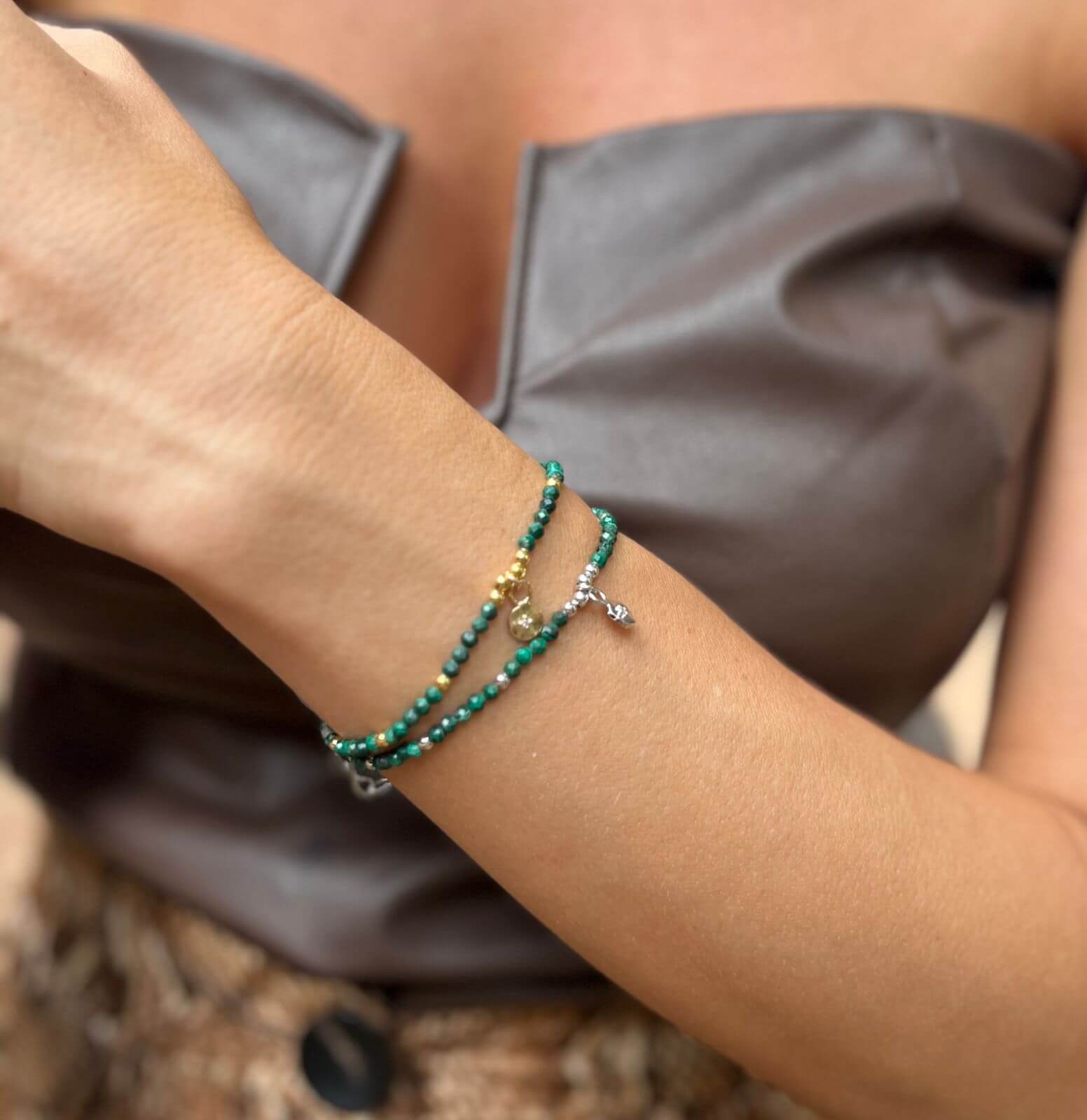 PULSEIRA MINI MALAQUITA OURO