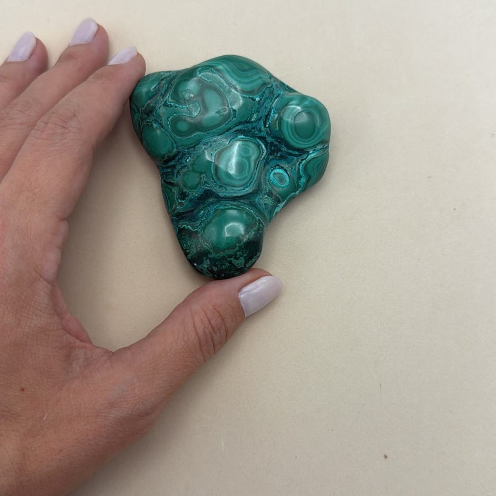 PEDRA MALAQUITA SAUDE - Anilú