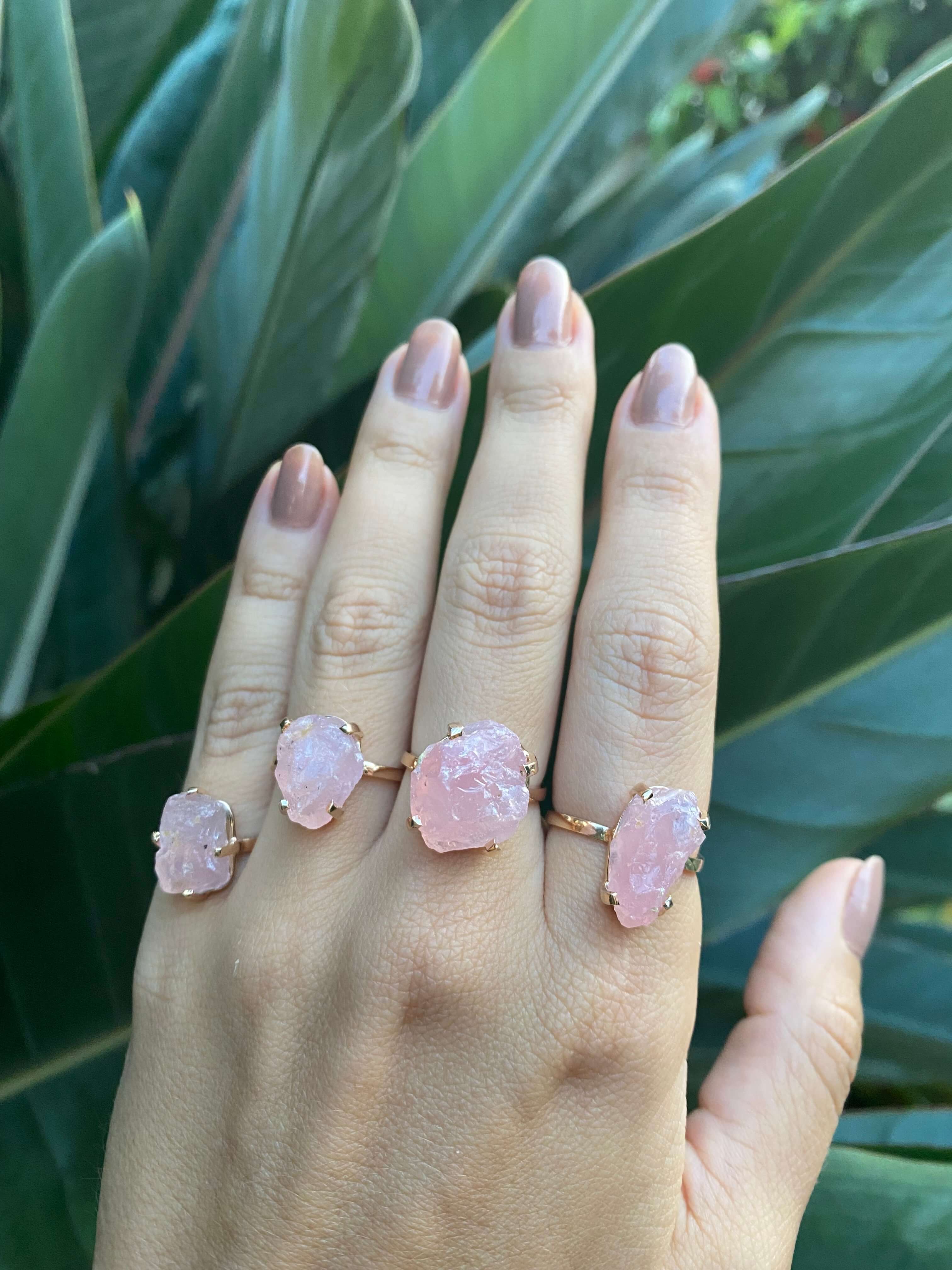 ANEL QUARTZO ROSA OURO AJUSTÁVEL