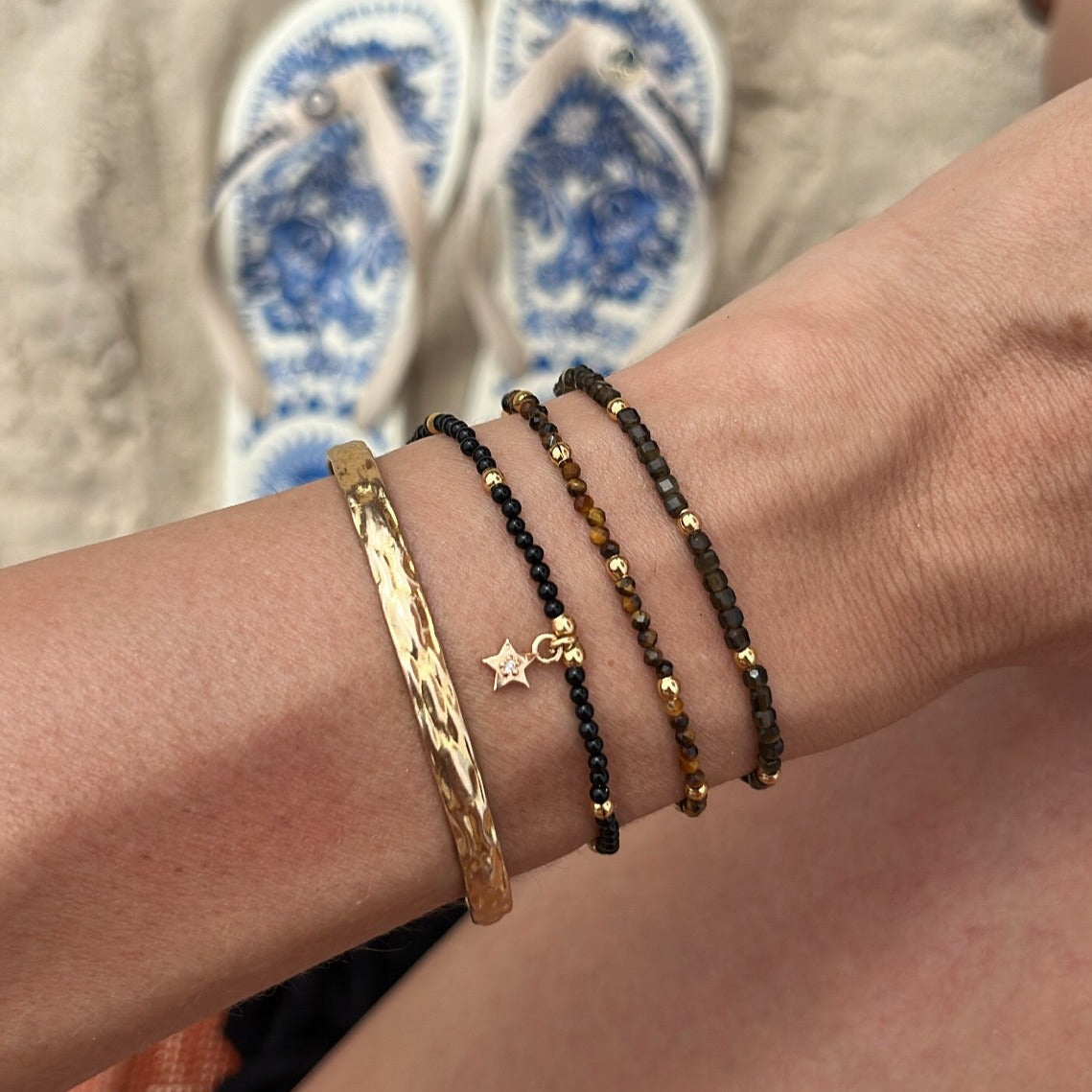 BRACELETE FONTE DE VIBRAÇÃO OURO