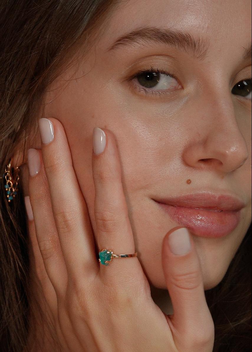 ARGOLA VERÃO APATITA OURO