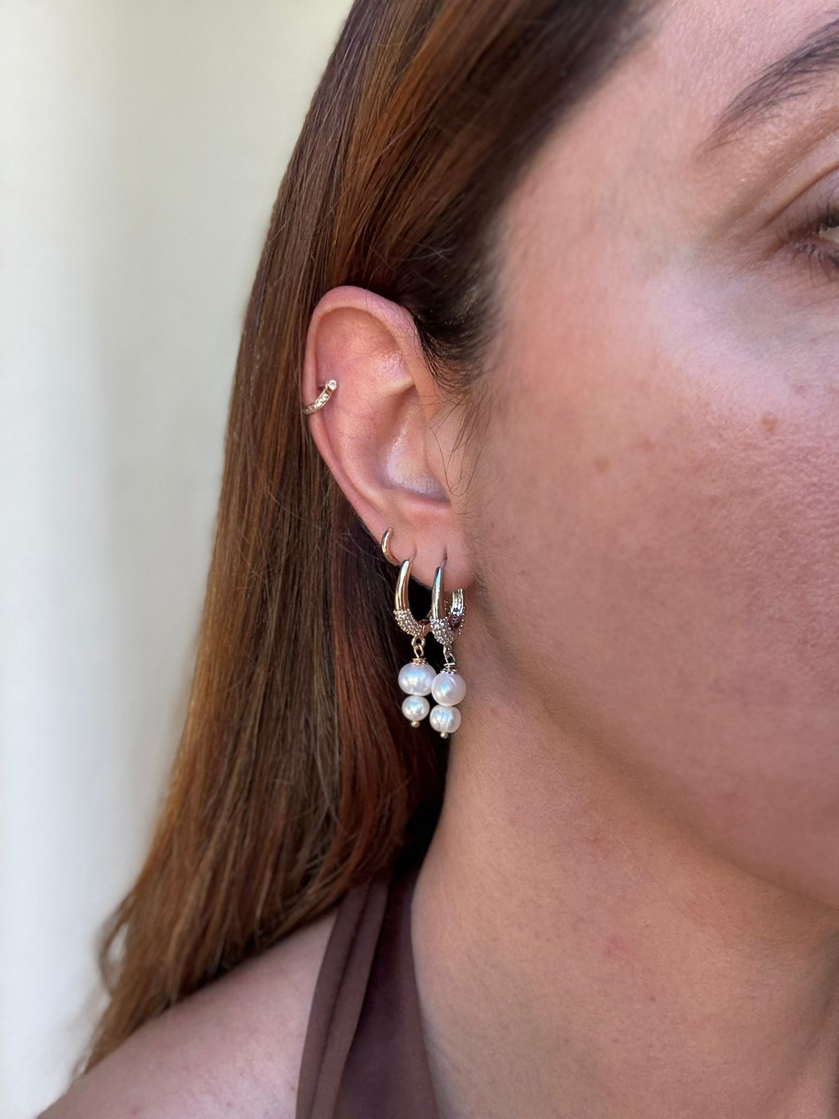 ARGOLA PEROLA LUZ OURO