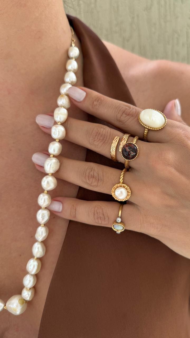 ANEL AMOR PRÓPRIO MADREPEROLA OURO AJUSTÁVEL