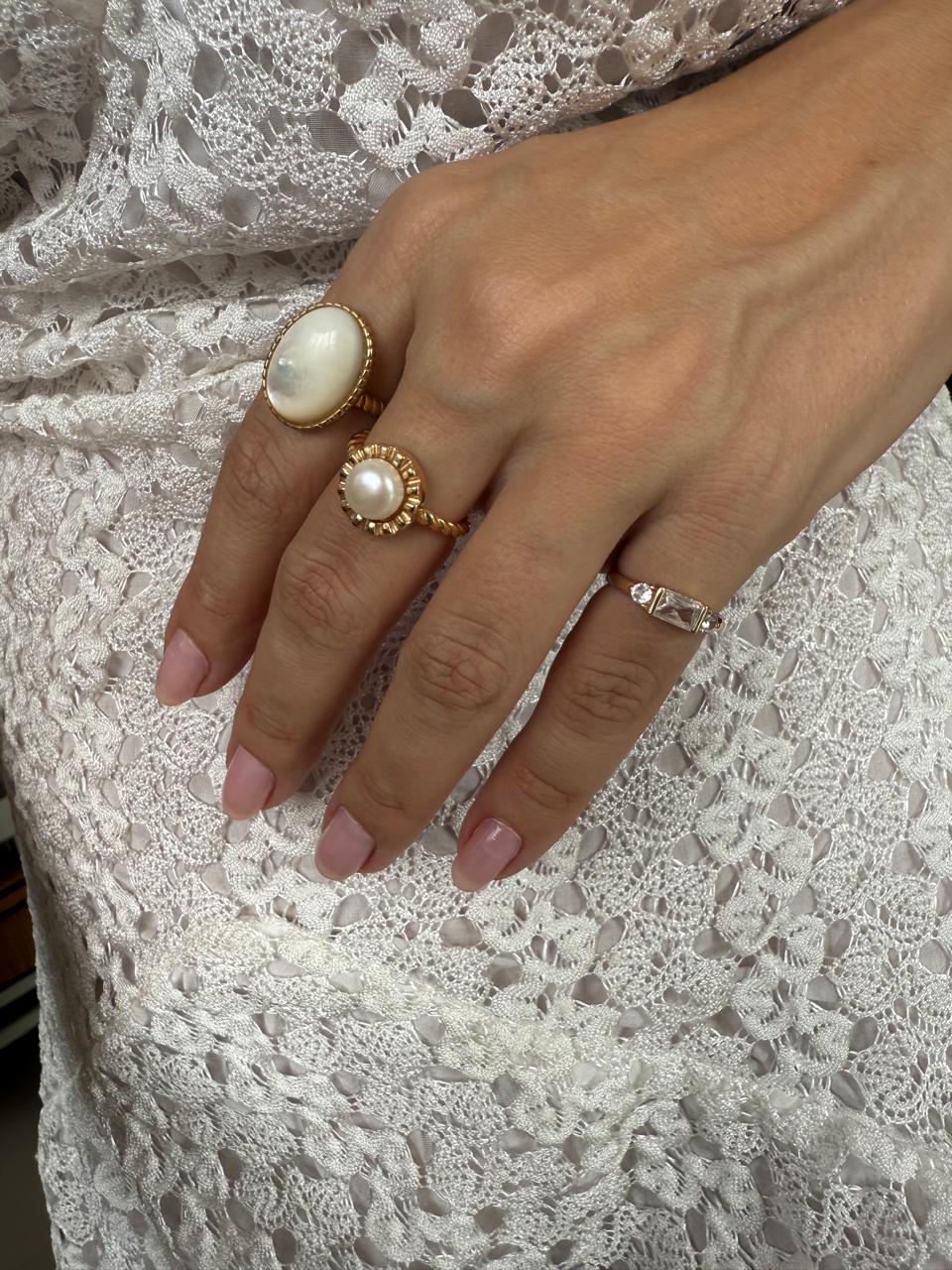 ANEL AMOR PRÓPRIO MADREPEROLA OURO AJUSTÁVEL