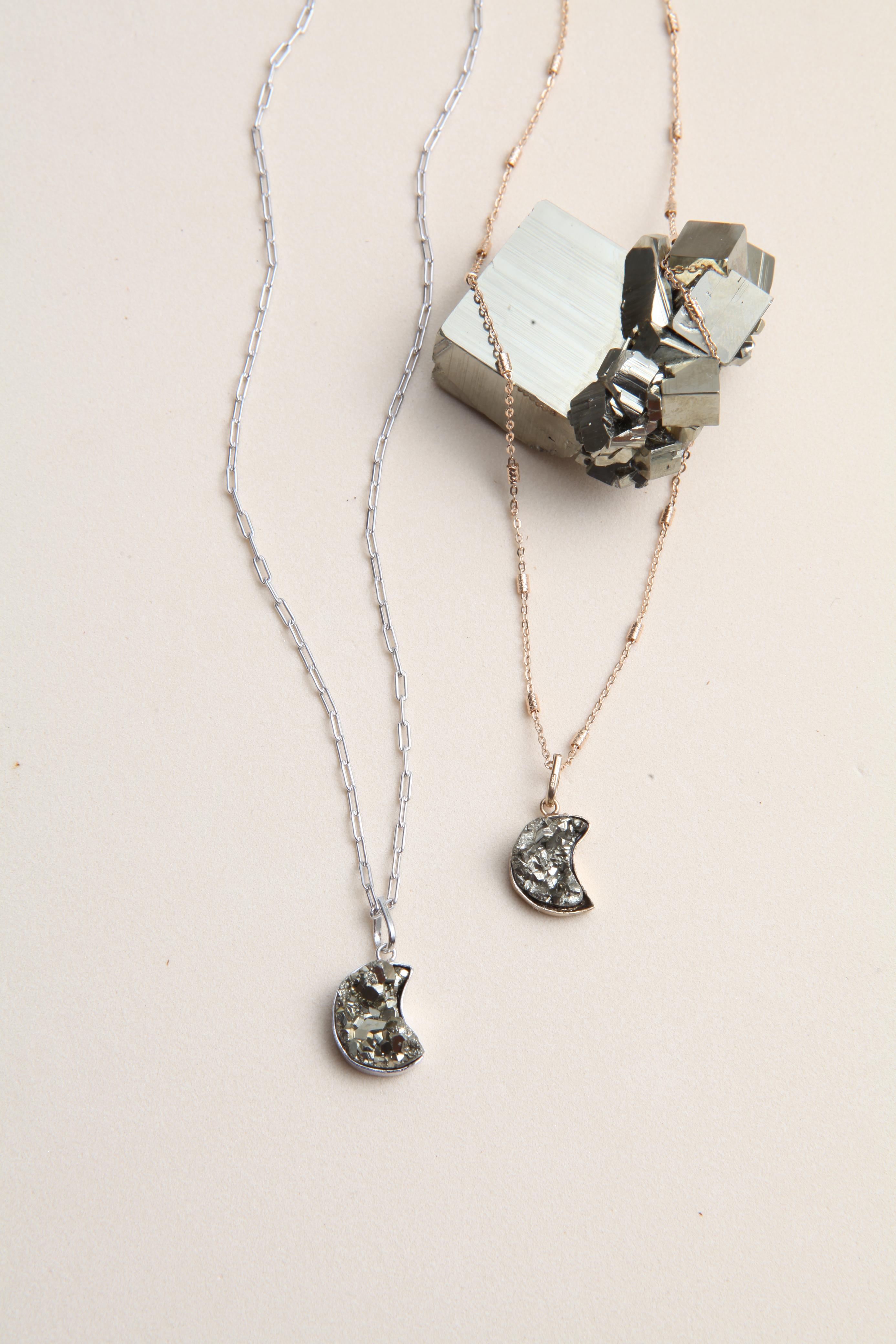 COLAR LUA DE PIRITA - Anilú