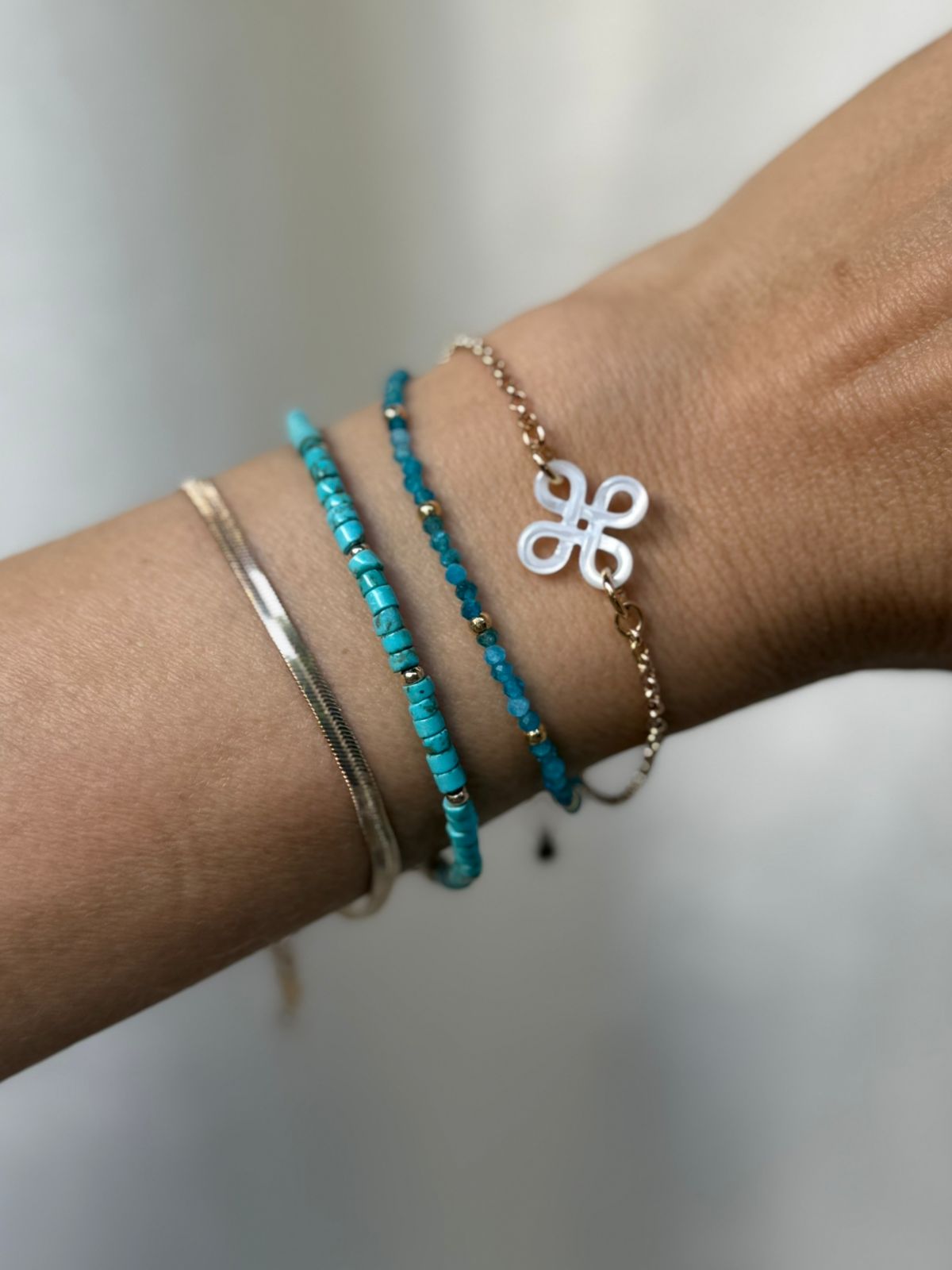 PULSEIRA MINI TURQUESA  OURO - Anilú