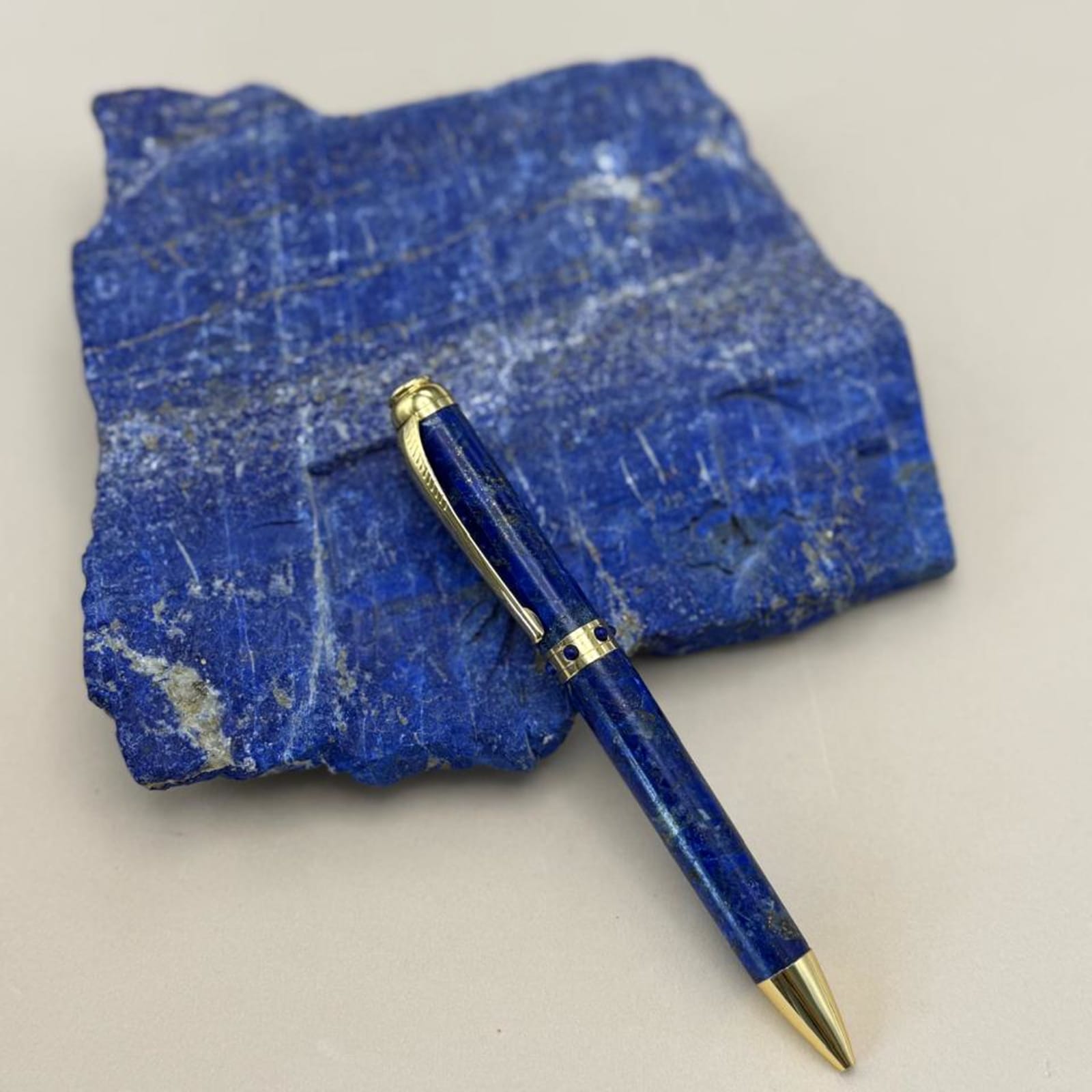 CANETA LAPIS LAZULI - Anilú