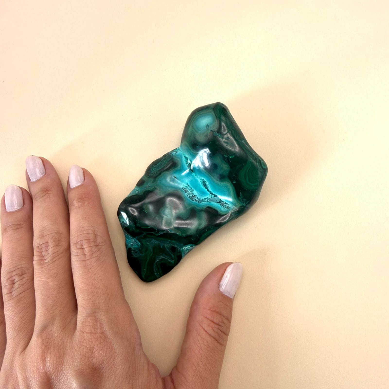 PEDRA MALAQUITA ALEGRIA - Anilú
