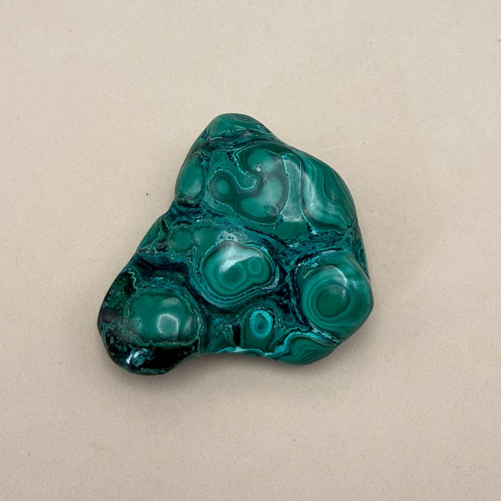 PEDRA MALAQUITA SAUDE - Anilú